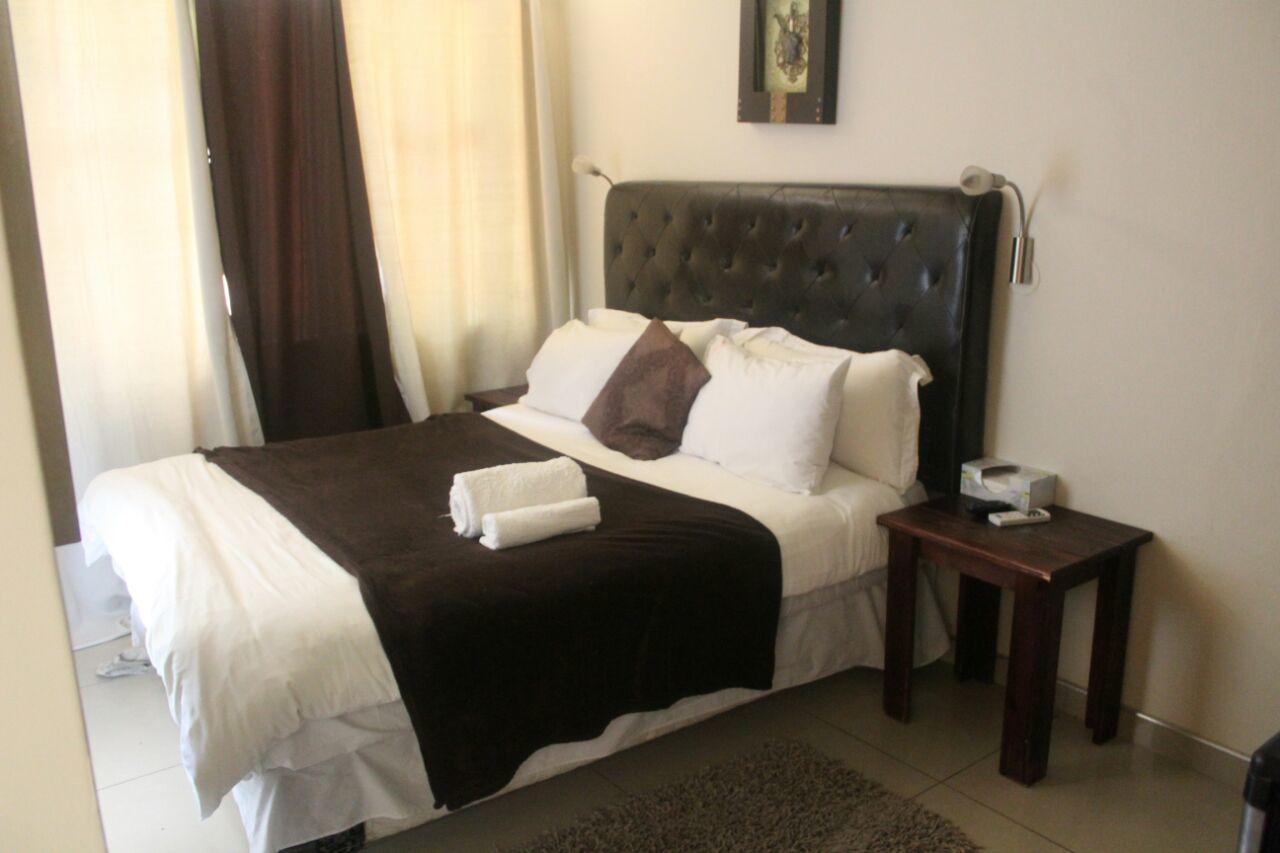 Pension Hotel Kamho Windhoek Luaran gambar