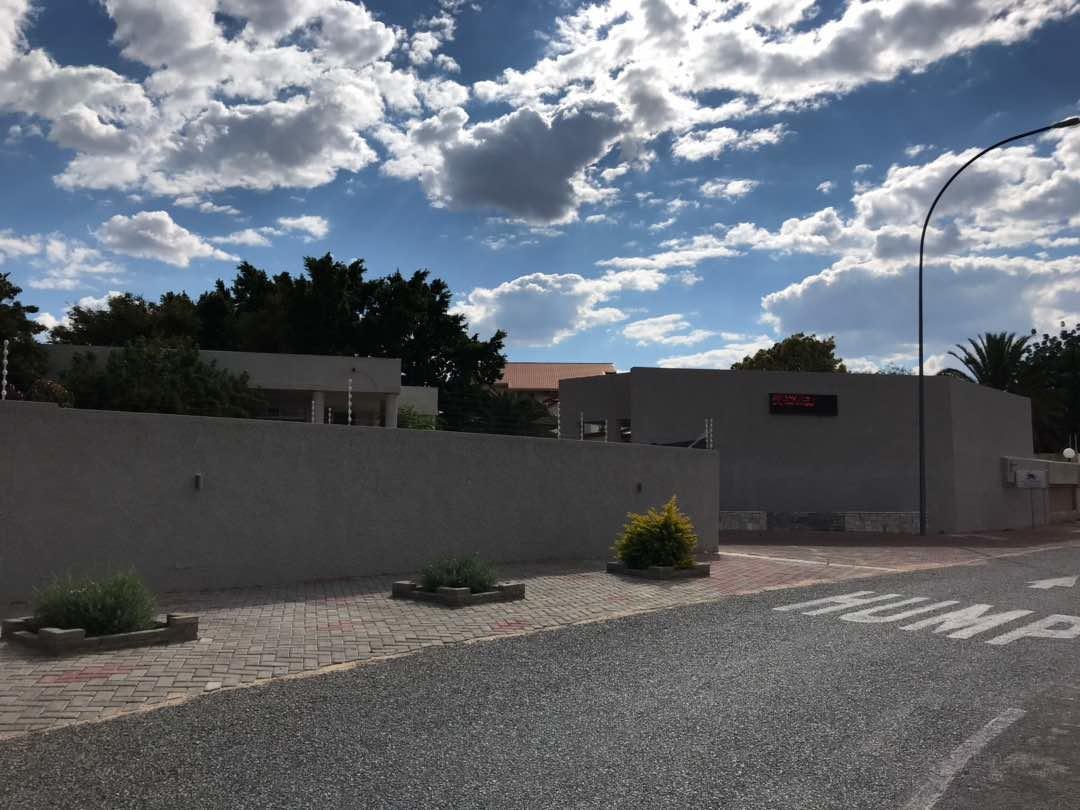 Pension Hotel Kamho Windhoek Luaran gambar