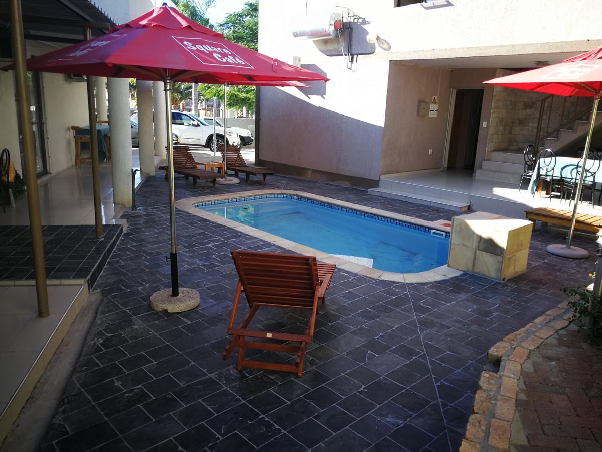 Pension Hotel Kamho Windhoek Luaran gambar